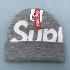 UNISEX Supreme Gray and White Logo Beanie